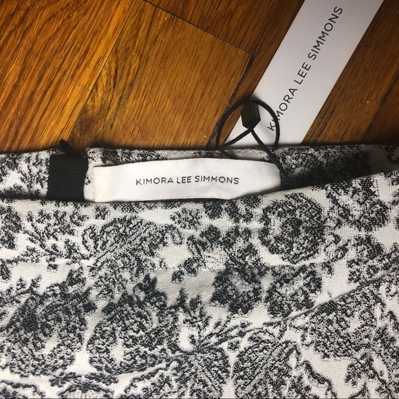 💫HOST PICK💎 NWT Brocade Pencil Skirt - Picture 3 of 8